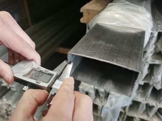 Dekoratif Paslanmaz Çelik Dikdörtgen Boru A312 Cilalı 150mm