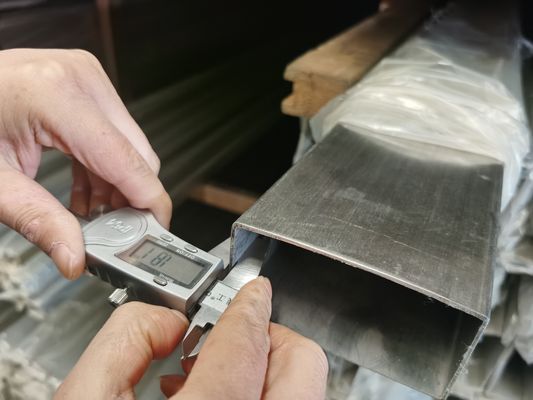 ASTM A479 Fırçalanmış Paslanmaz Çelik Kare Boru Cilalı Parlak 0.6mm