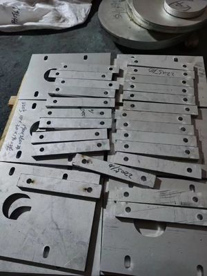 Yarık Kenar 310S Paslanmaz Çelik Levha Kesme Yuvarlak 2000mm