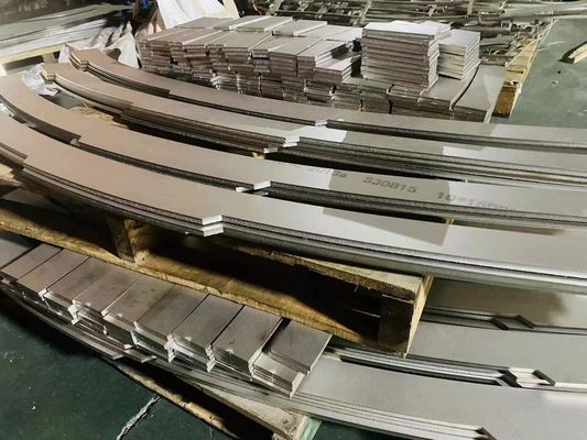 Yarık Kenar 310S Paslanmaz Çelik Levha Kesme Yuvarlak 2000mm