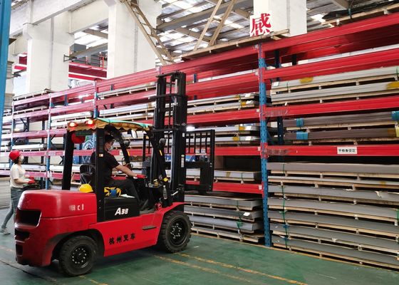 SS201 SUS302 303 8mm Paslanmaz Çelik Düz Sac Levha 8k Bina İçin Ayna Kaplama