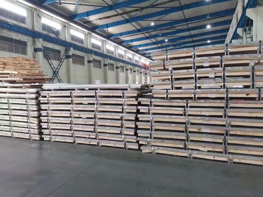 SS 420 ASTM A276 Paslanmaz Çelik Levha Sıcak Haddelenmiş 4mm Fırçalanmış Yüzeyli Çelik Levha