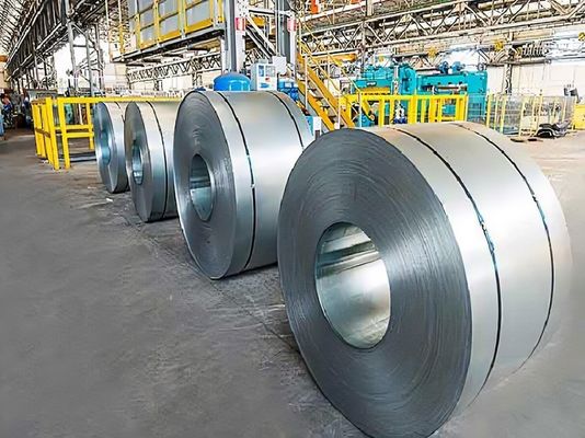 Geniş Metal Şeritler 317L AISI Paslanmaz Çelik Şeritler 6m HL Yüzey İşlemeli