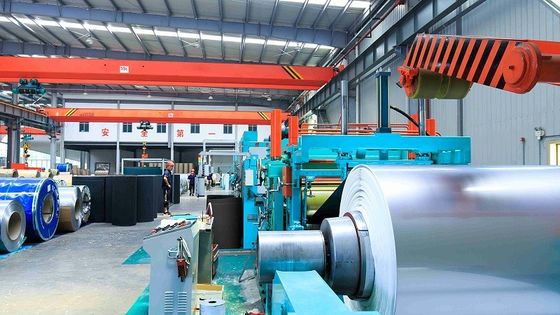 A276 SUS317 Soğuk Haddelenmiş Paslanmaz Çelik Sac Rulo 40mm 6K Ayna